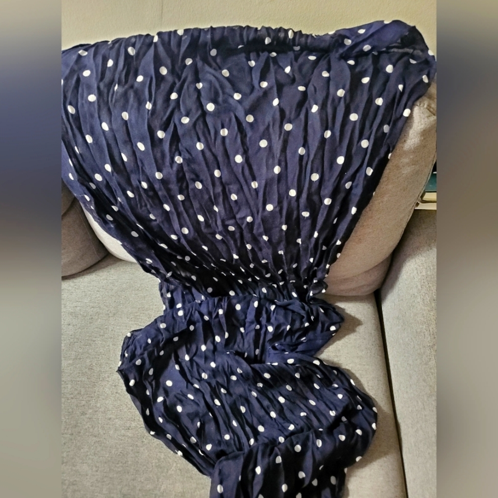 Scarf - navy blue with white dots